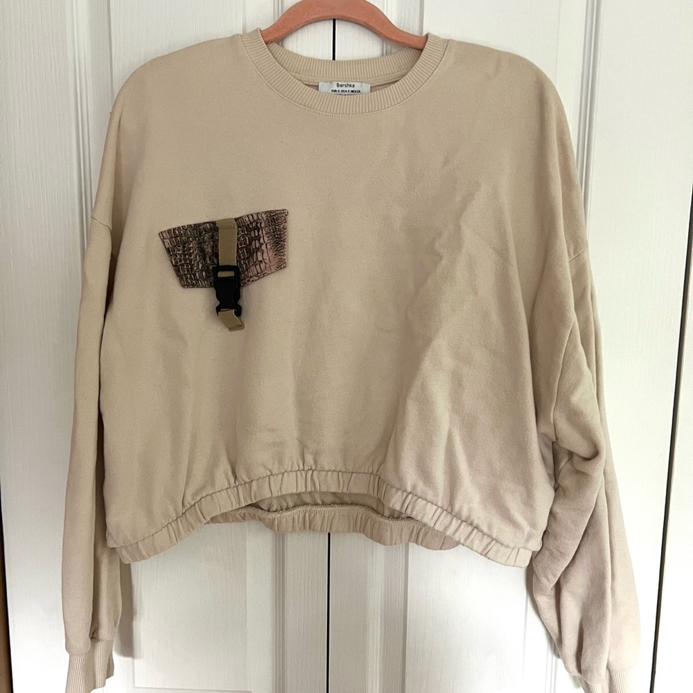 Bershka Crewneck sweater